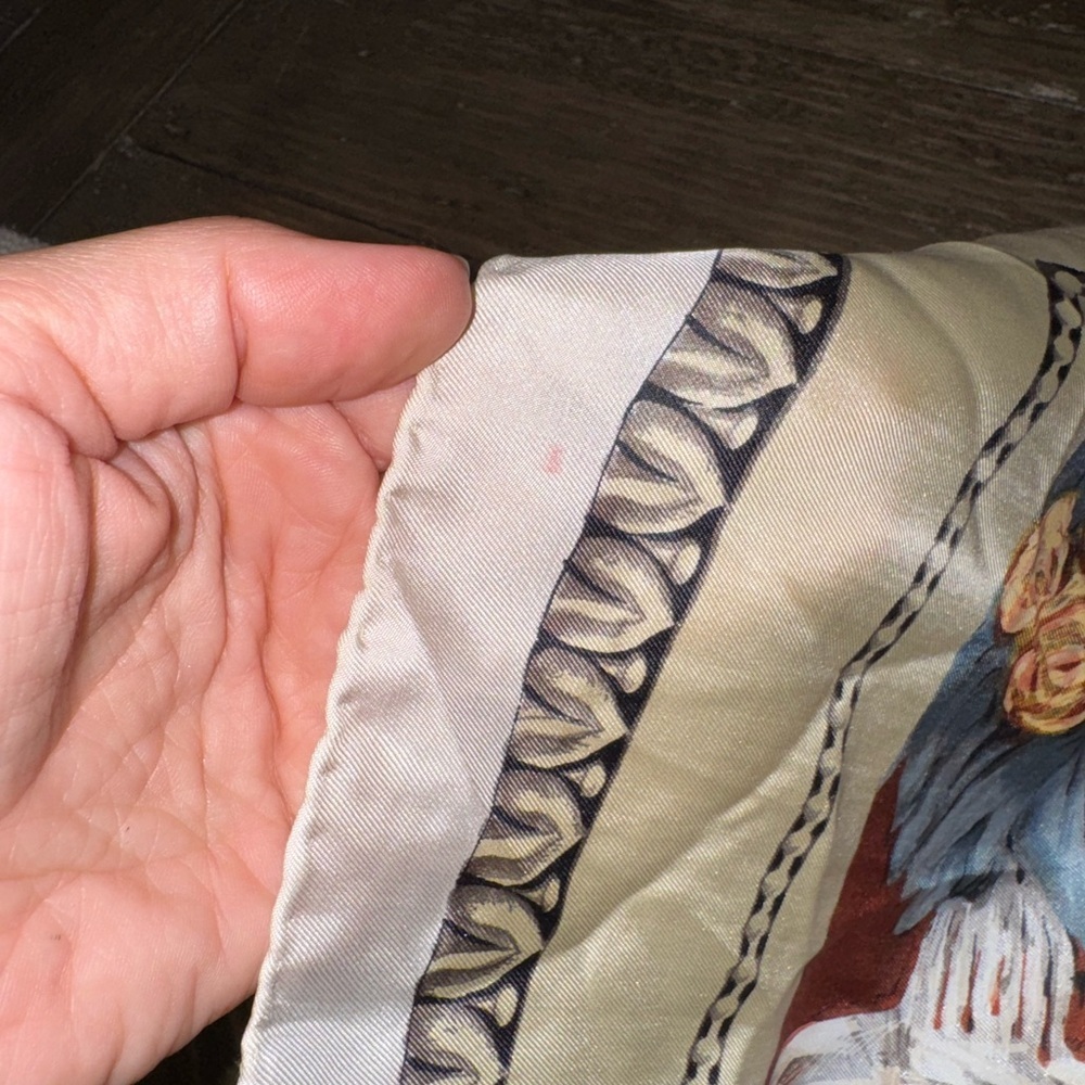 Paolo Veronesc Silk Blend Printed Neck Scarf Milano Renaissance Print 33x32” - Picture 5 of 9